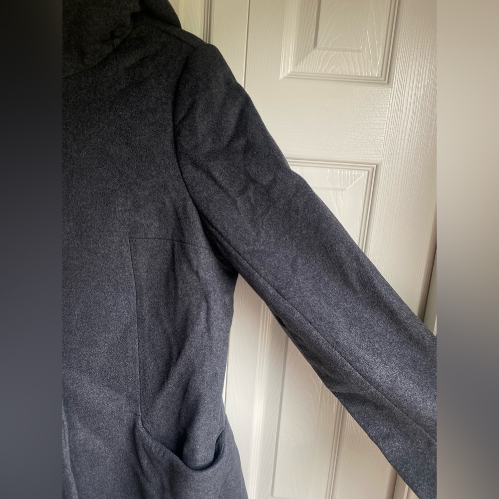 NEW Aritzia Babaton Wool Hooded Coat - Grey Size L - Picture 6 of 14